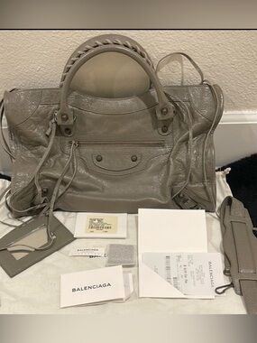 Balenciaga city bag medium